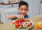 Nutrisi untuk Anak-Anak: Panduan Lengkap Membangun Kesehatan dan Kecerdasan Sejak Dini